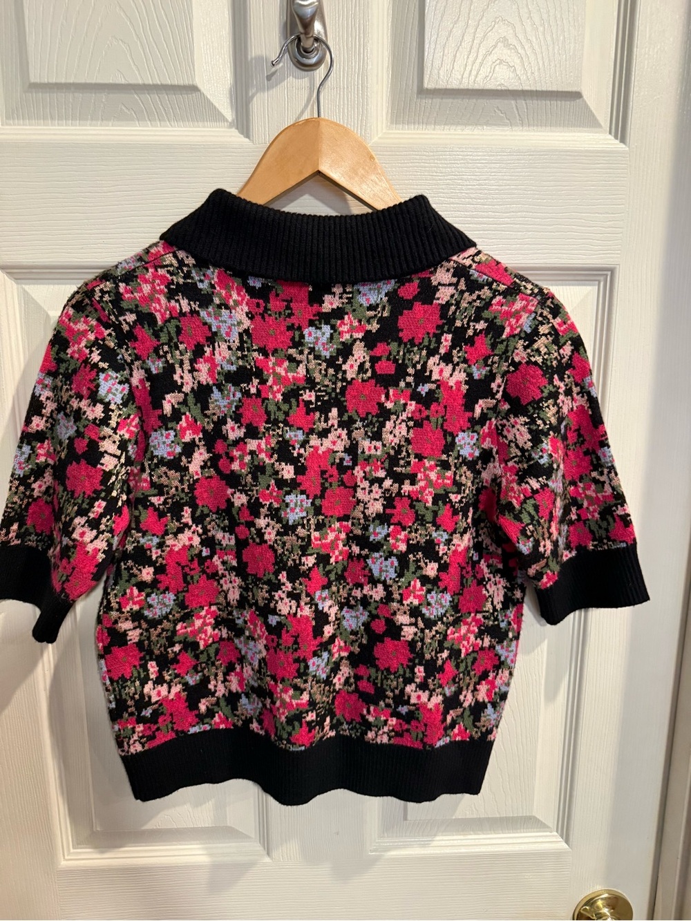 Maeve by Anthropologie Black & Pink Floral Short-Sleeve Knit Cardigan - Picture 6 of 8